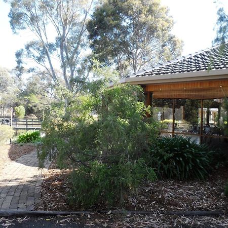 Magdala Motor Lodge & Lakeside Restaurant Stawell Dış mekan fotoğraf