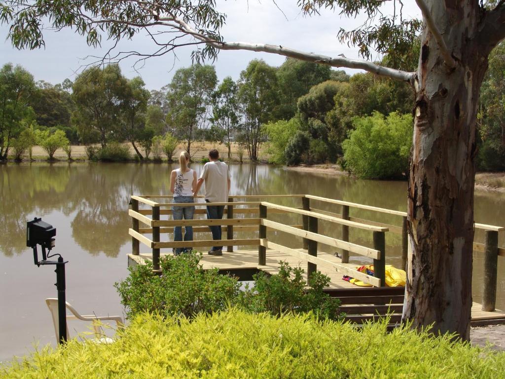 Magdala Motor Lodge & Lakeside Restaurant Stawell Dış mekan fotoğraf